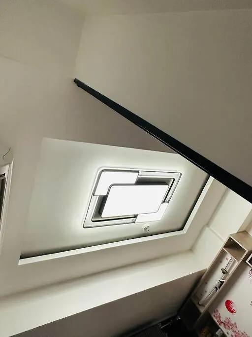Modern Solace - The Florence 1Br Manila Apartment