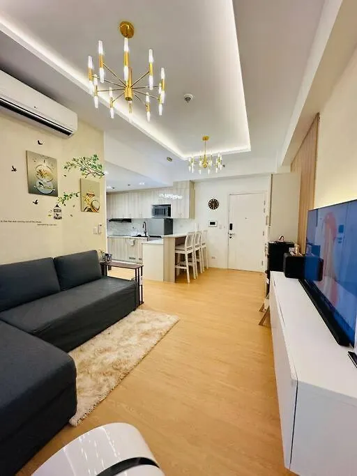 Modern Solace - The Florence 1Br Manila