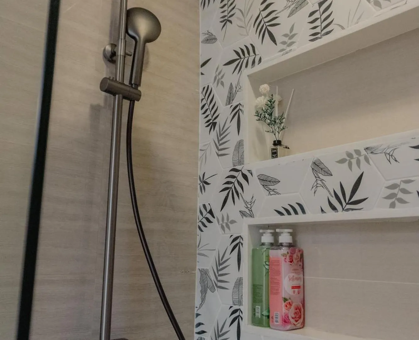 Apartment Modern Solace - The Florence 1Br Manila